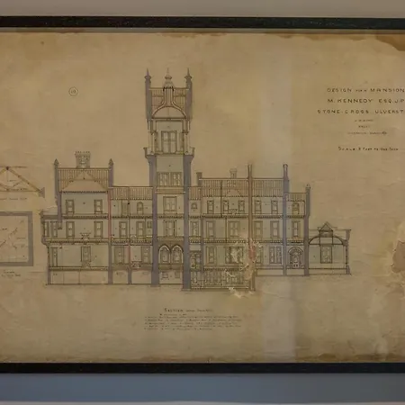 The Florence Stone Cross Mansion アパート ウルバーストン