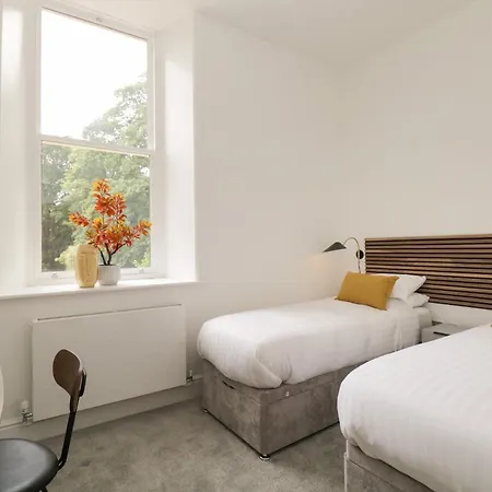 アパート The Florence Stone Cross Mansion *