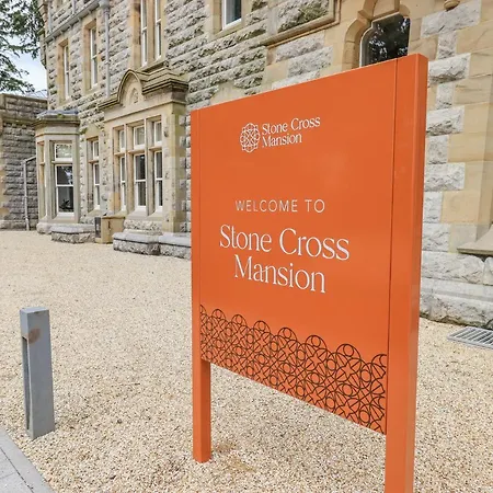 アパート The Florence Stone Cross Mansion *